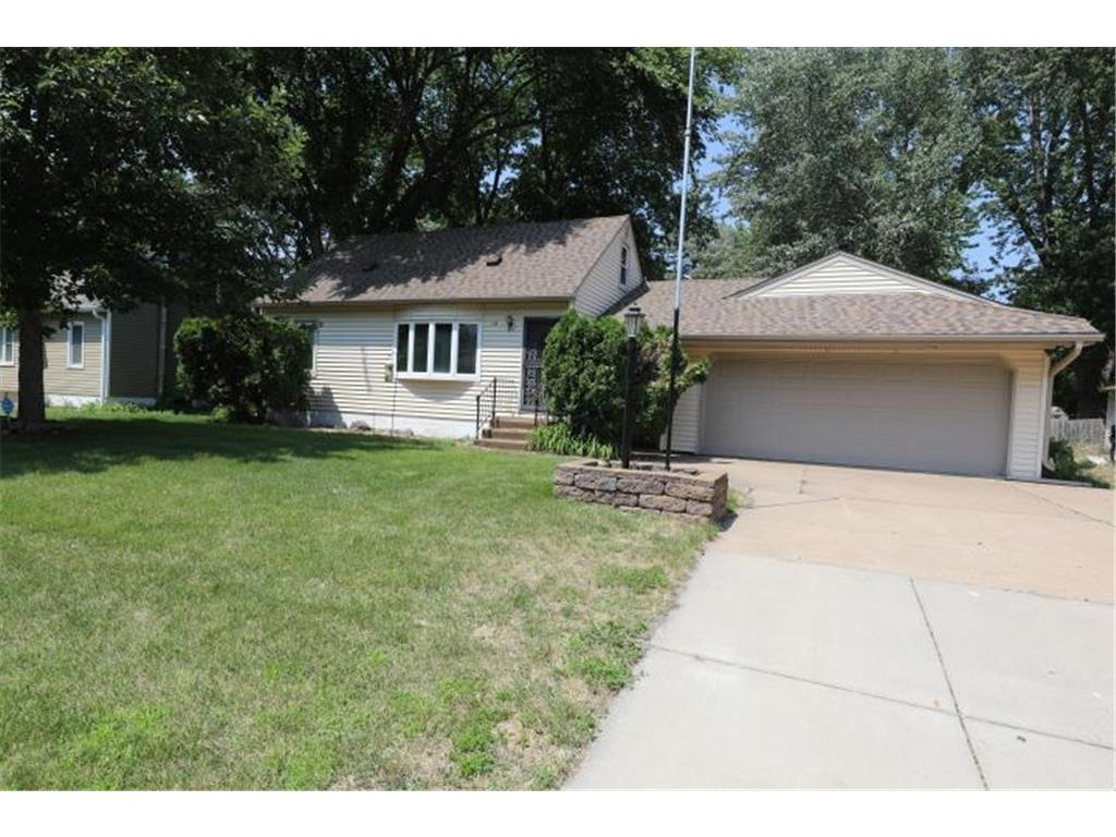 55 Circle Drive, Circle Pines, MN, 55014 MLS 6390740 Edina Realty