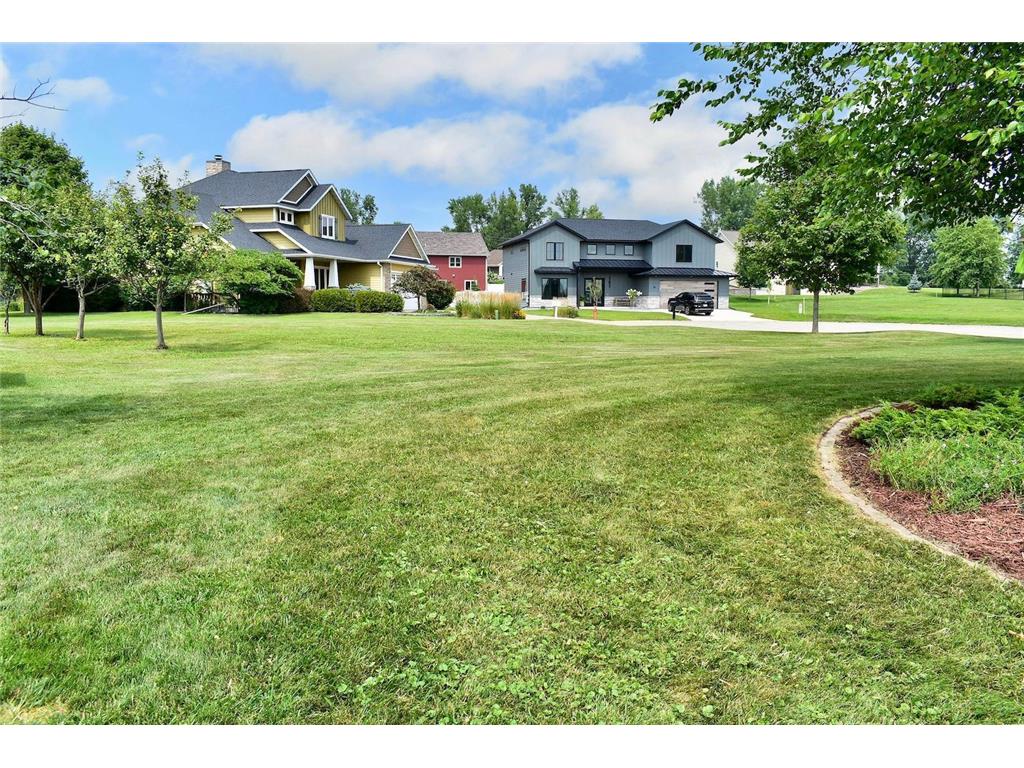 55 Crestview Circle Winona MN 55987 6769012 image1