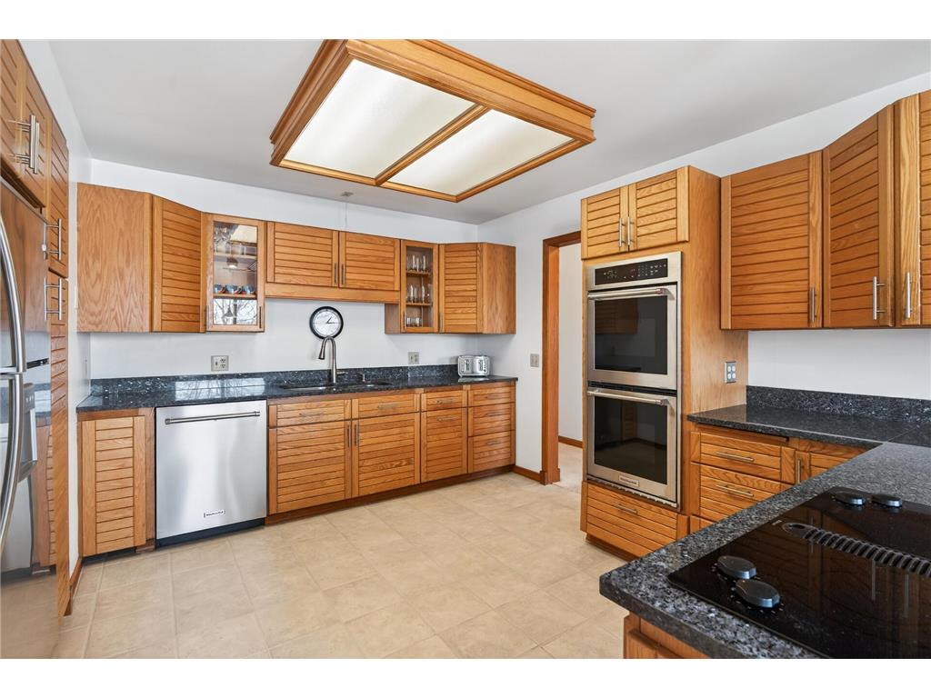 55 Interlachen Drive Tonka Bay MN 55331 - Lake Minnetonka 6794353 image17