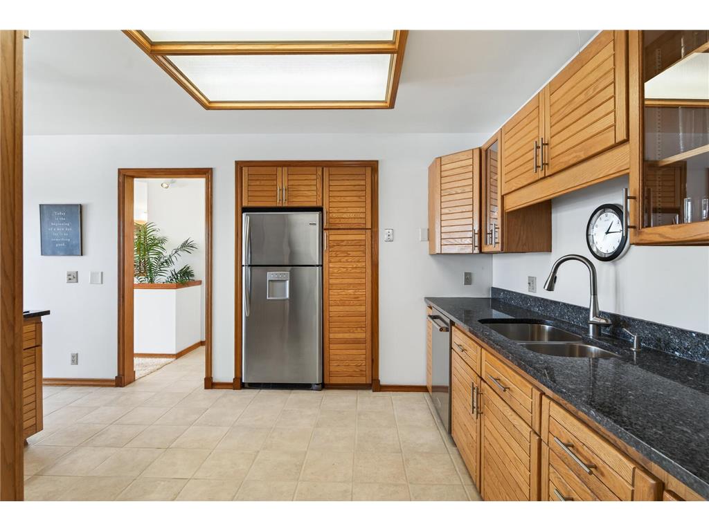 55 Interlachen Drive Tonka Bay MN 55331 - Lake Minnetonka 6794353 image18