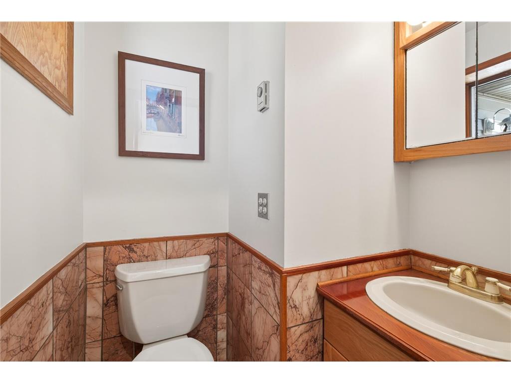 55 Interlachen Drive Tonka Bay MN 55331 - Lake Minnetonka 6794353 image20