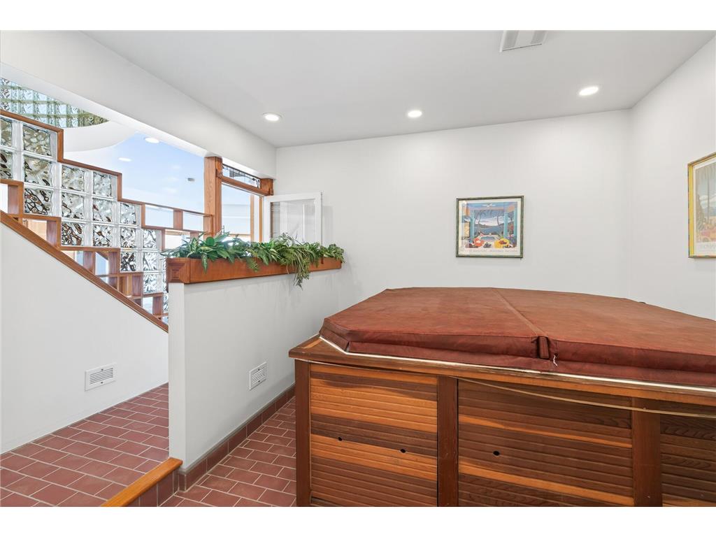 55 Interlachen Drive Tonka Bay MN 55331 - Lake Minnetonka 6794353 image44