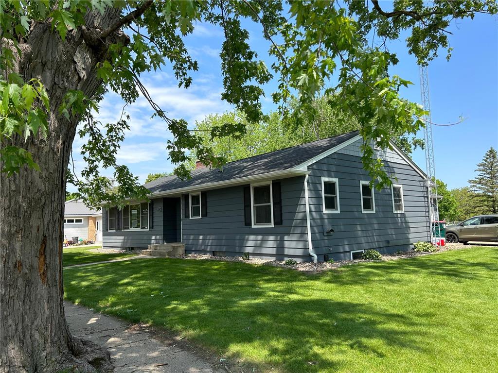 550 1st Avenue NE Plainview MN 55964 6326218 image1