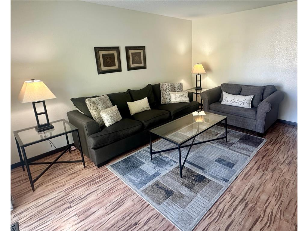 550 78th Avenue NE Spring Lake Park MN 55432 6678068 image1