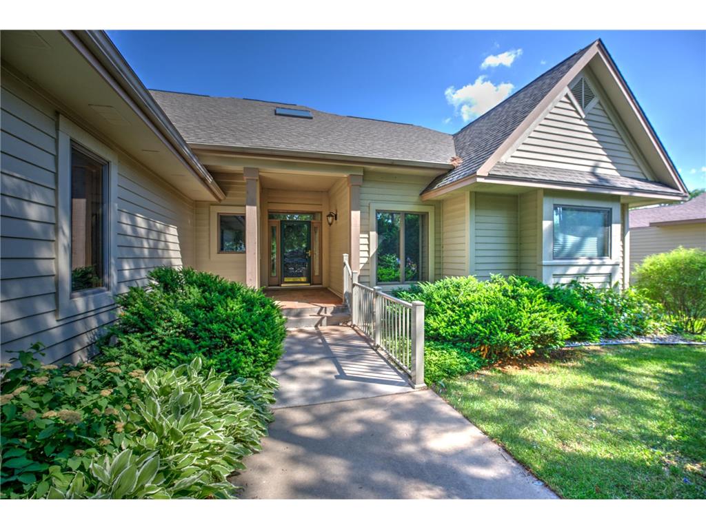 550 Pine Ridge Court New Richmond WI 54017 6391086 image1