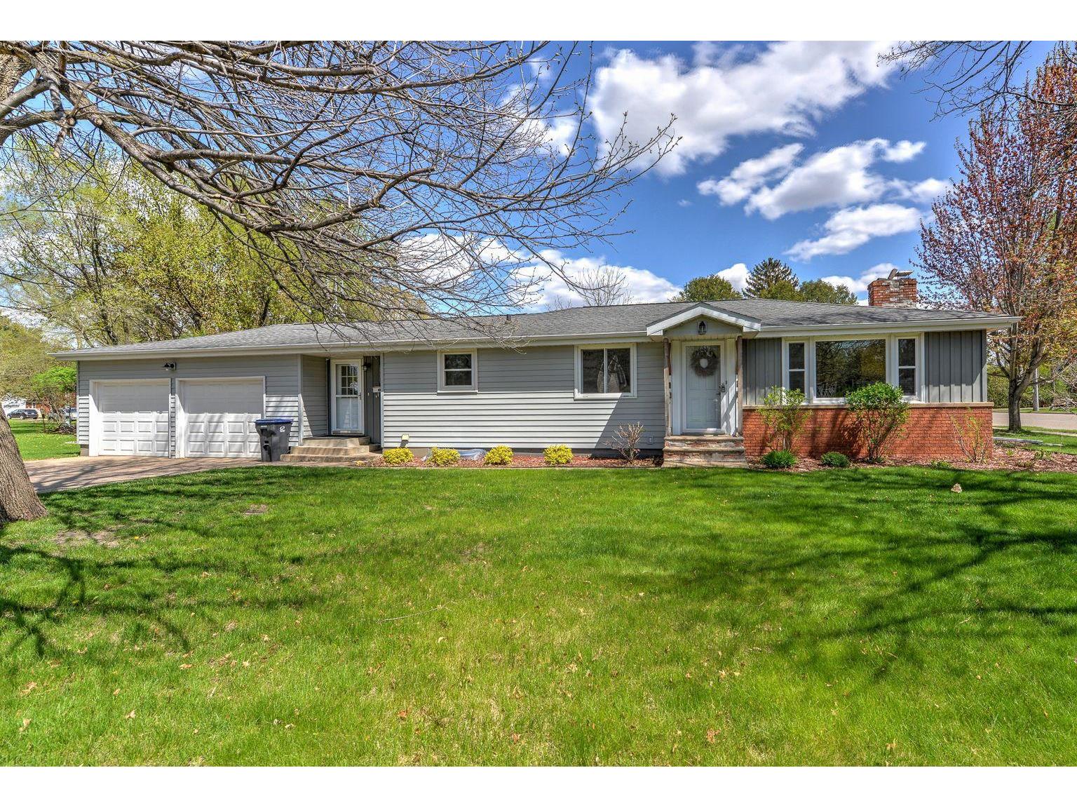 550 Riley Avenue, New Richmond, WI 54017 MLS 5752130 Edina Realty