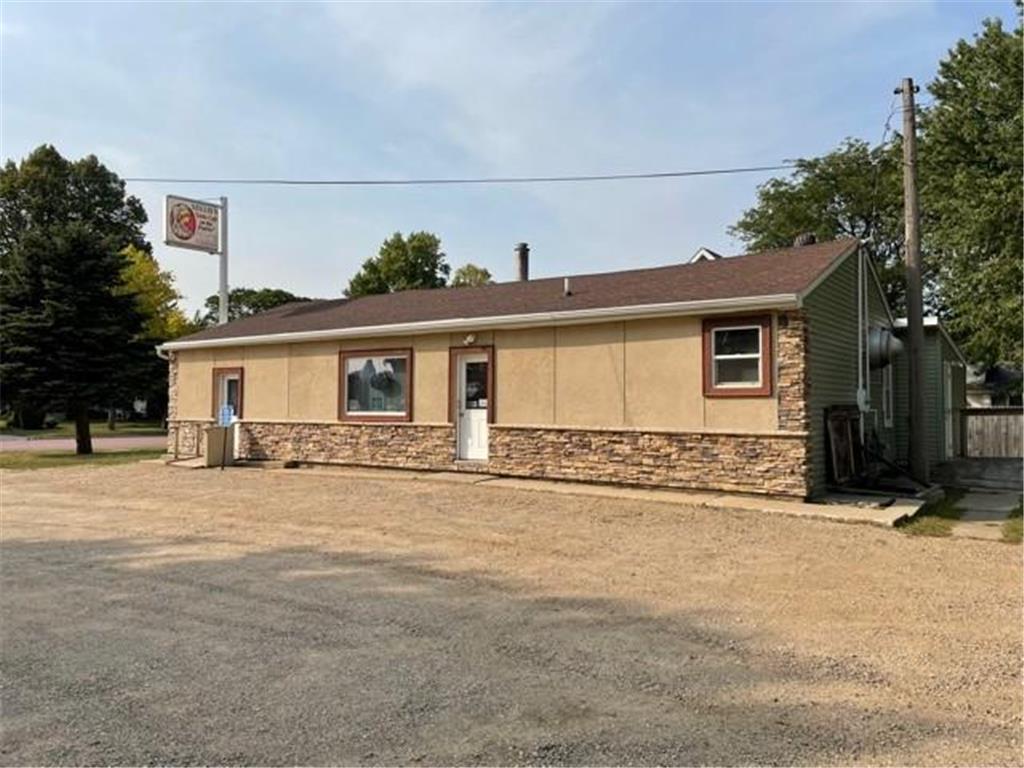550 US Highway 14, Walnut Grove, MN, 56180 MLS 6359538 Edina Realty