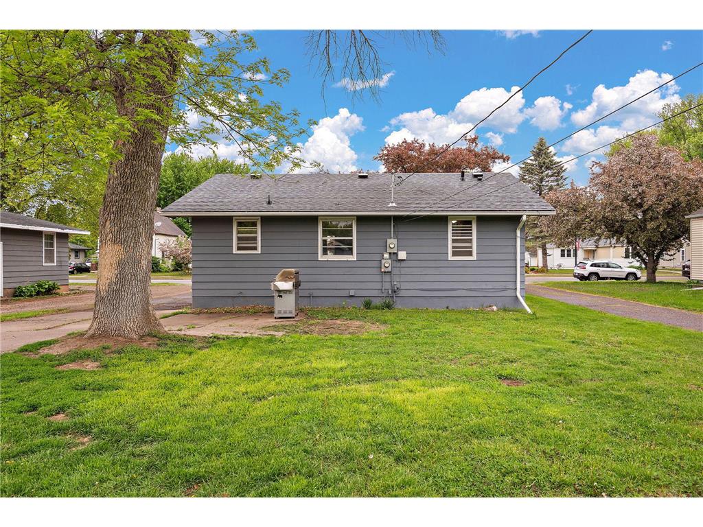 550 W 4th Street Rush City MN 55069 7060257 image21