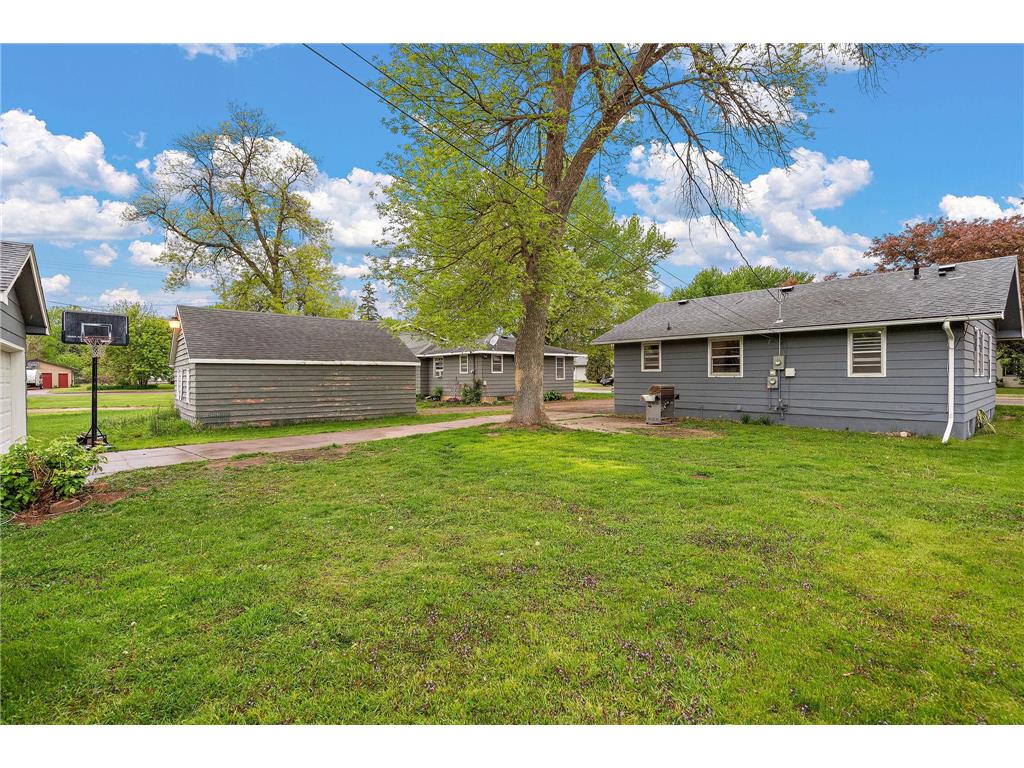 550 W 4th Street Rush City MN 55069 7060257 image22