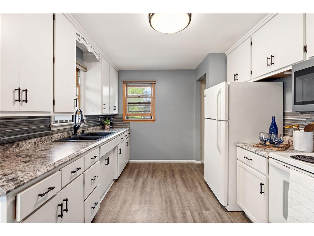 550 W 4th Street Rush City MN 55069 7060257 image7