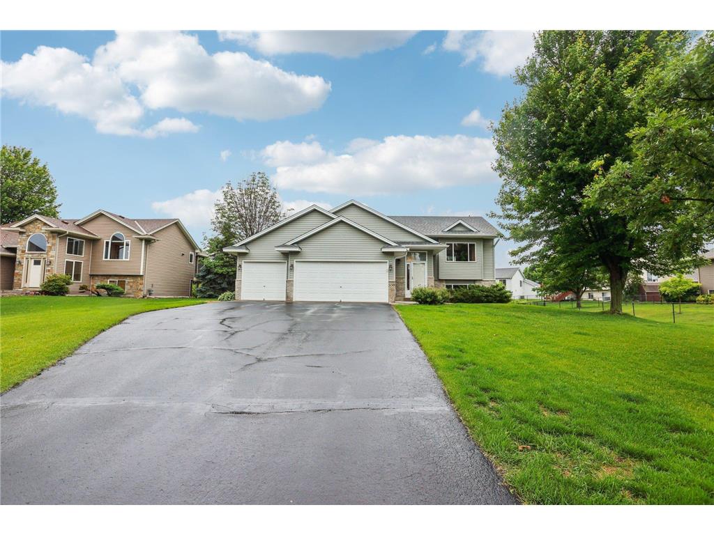 550 Woodduck Trail Lino Lakes MN 55014 6740323 image1