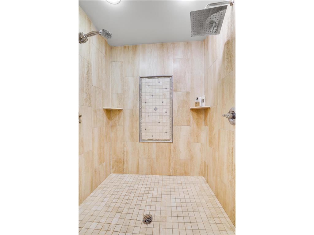 5500 Halifax Lane Edina MN 55424 - Minnehaha Creek 6820710 image27