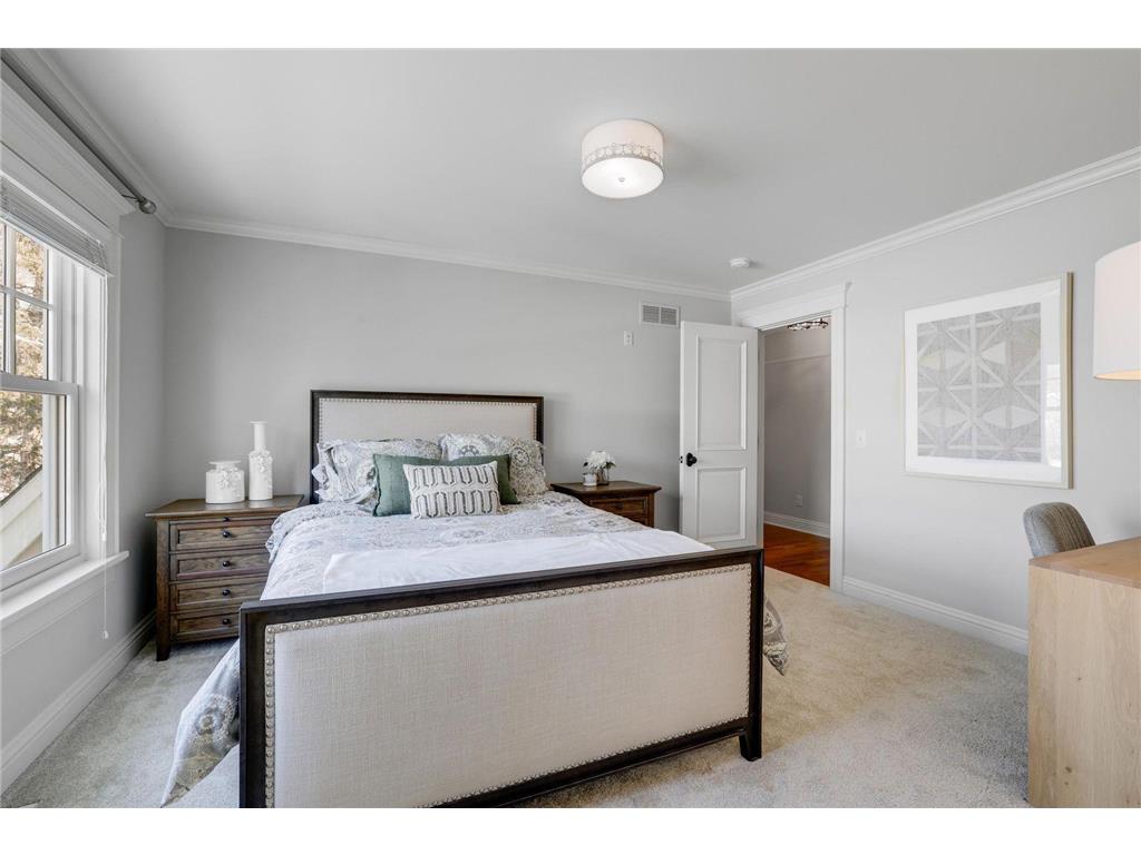 5500 Halifax Lane Edina MN 55424 - Minnehaha Creek 6820710 image31