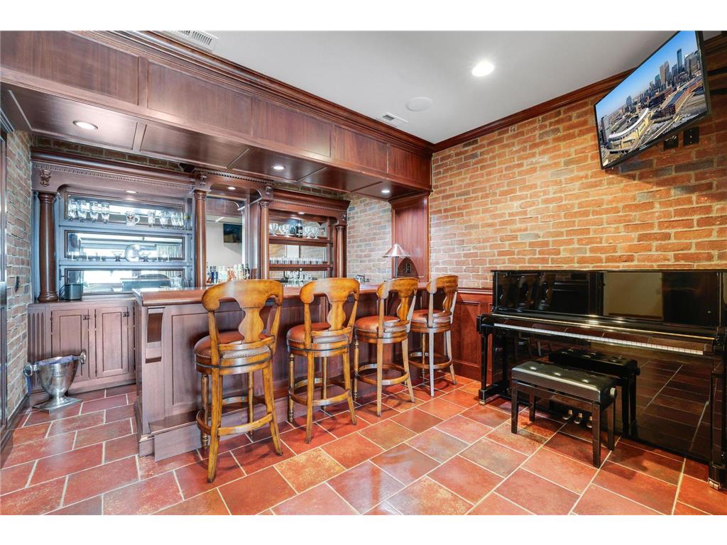 5500 Halifax Lane Edina MN 55424 - Minnehaha Creek 6820710 image48