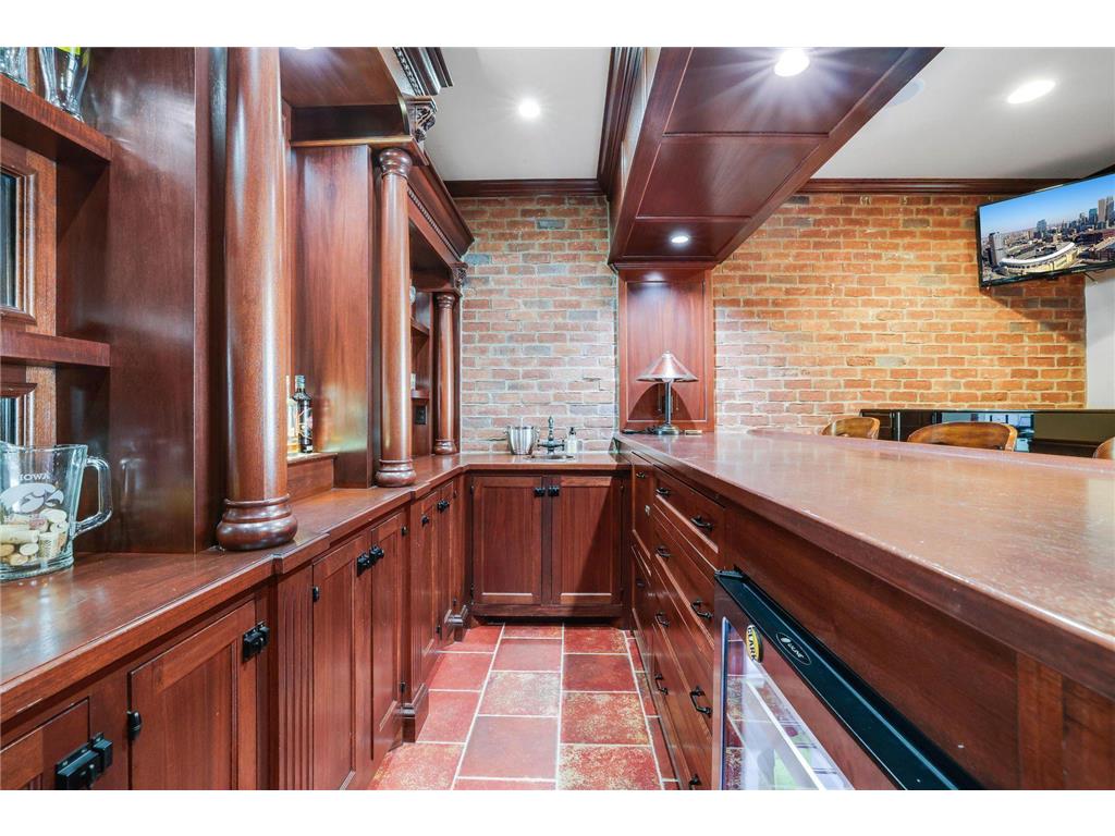 5500 Halifax Lane Edina MN 55424 - Minnehaha Creek 6820710 image49