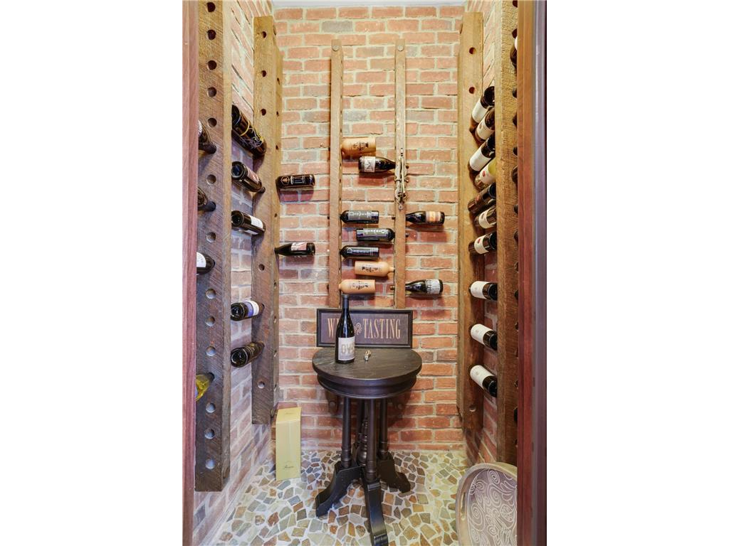 5500 Halifax Lane Edina MN 55424 - Minnehaha Creek 6820710 image51