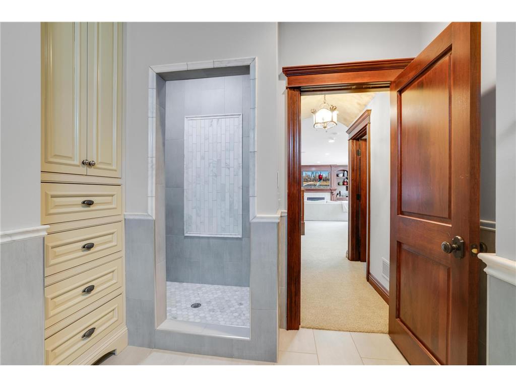 5500 Halifax Lane Edina MN 55424 - Minnehaha Creek 6820710 image55