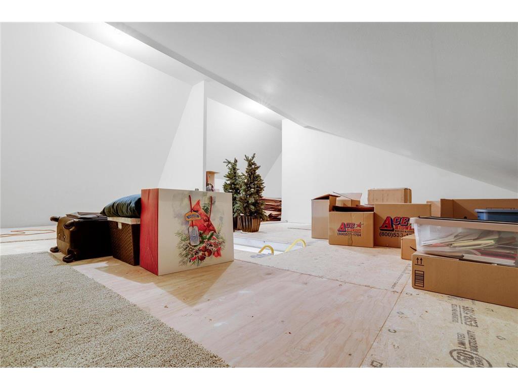 5500 Halifax Lane Edina MN 55424 - Minnehaha Creek 6820710 image59