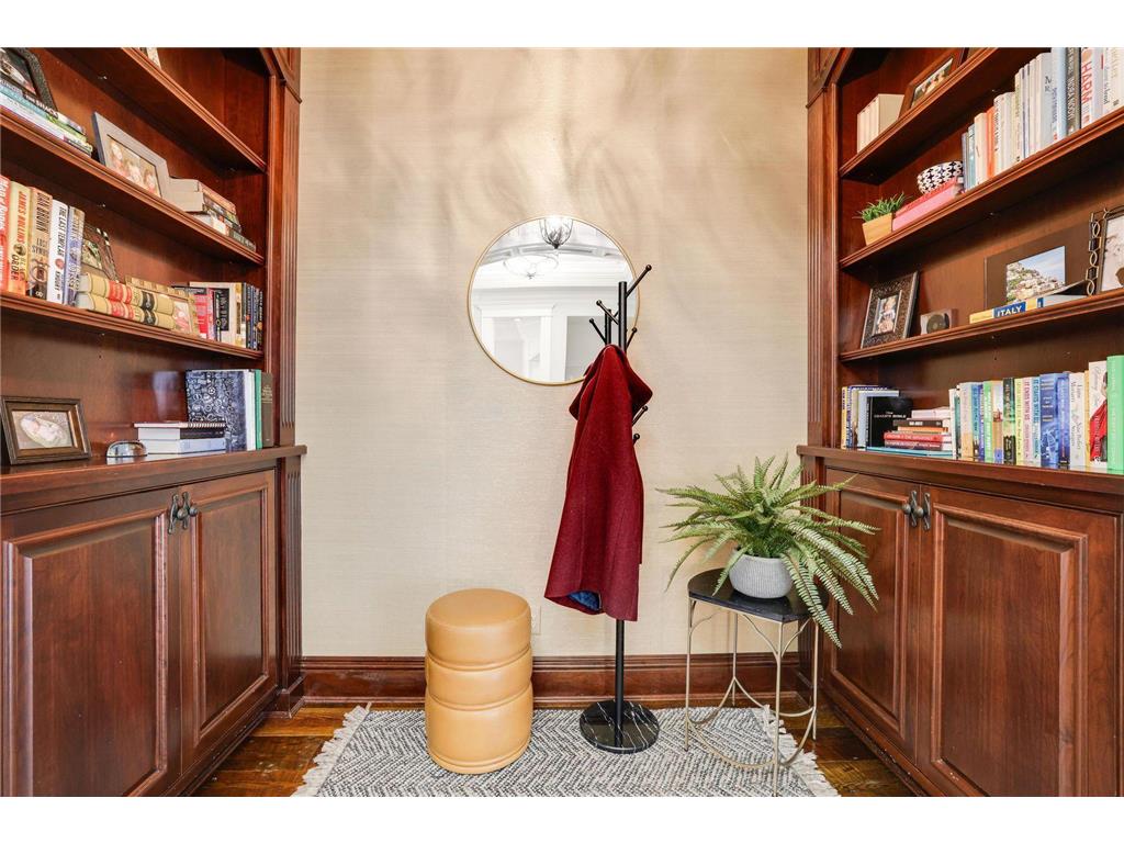 5500 Halifax Lane Edina MN 55424 - Minnehaha Creek 6820710 image7