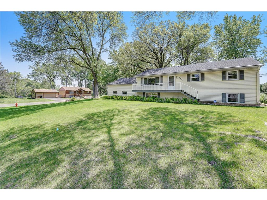 5501 111th Avenue N Champlin MN 55316 6536045 image1