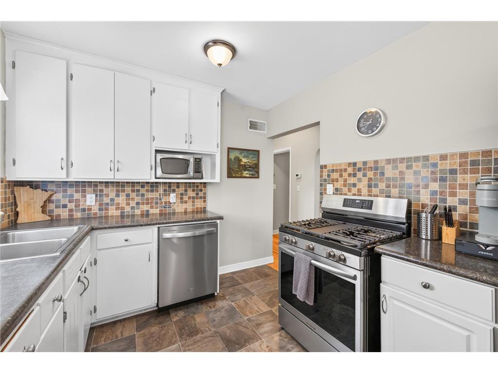 5501 40th Avenue S Minneapolis MN 55417 7068225 image12