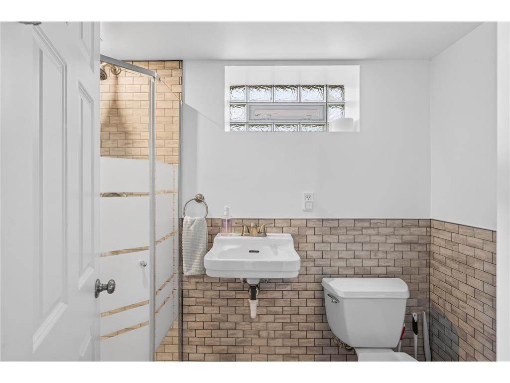 5501 40th Avenue S Minneapolis MN 55417 7068225 image30