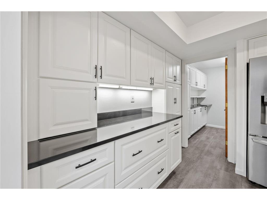 5501 Dewey Hill Road #330 Edina MN 55439 6800445 image24