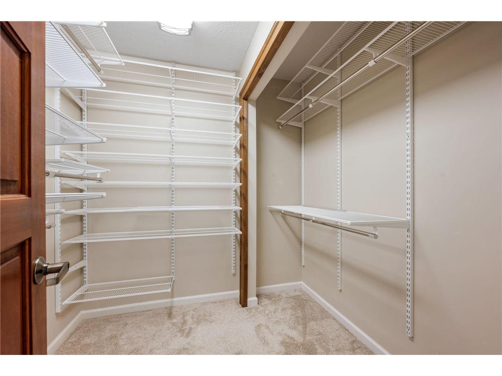 5501 Dewey Hill Road #330 Edina MN 55439 6800445 image37