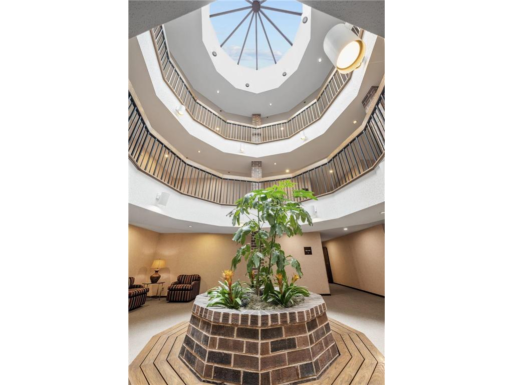 5501 Dewey Hill Road #330 Edina MN 55439 6800445 image5