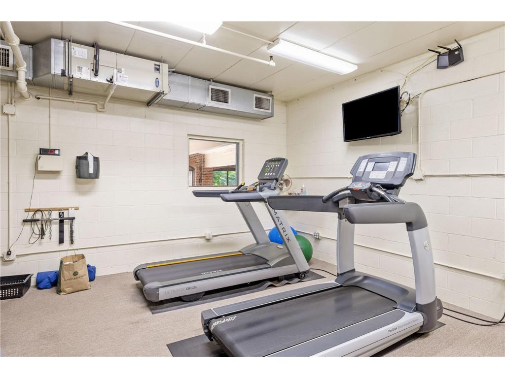 5501 Dewey Hill Road #330 Edina MN 55439 6800445 image53