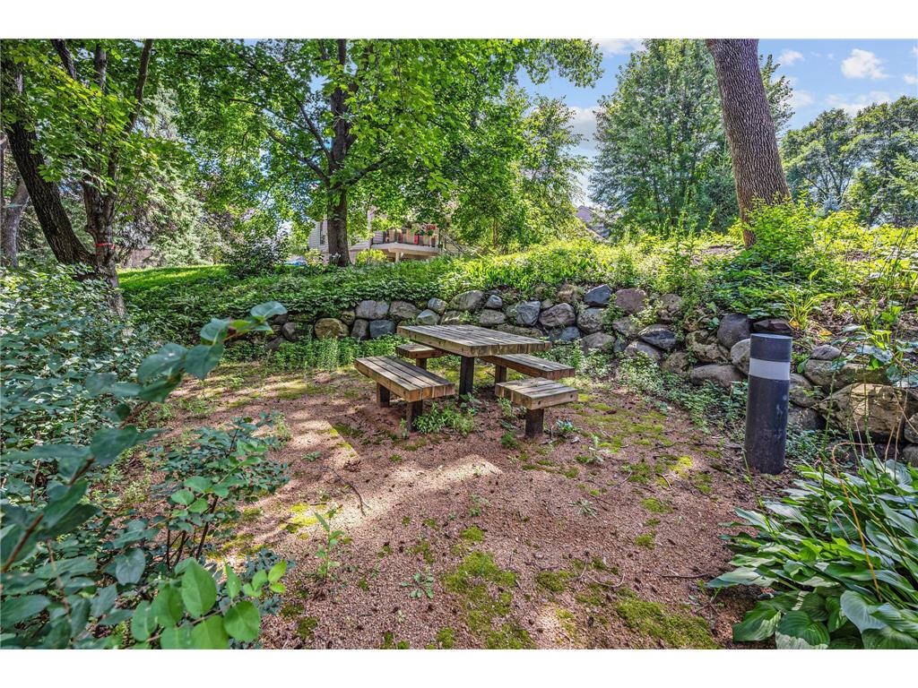 5501 Dewey Hill Road #330 Edina MN 55439 6800445 image62