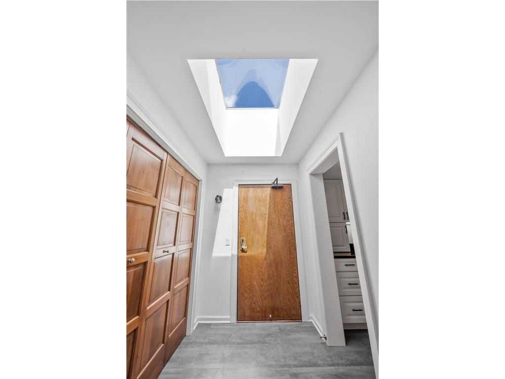 5501 Dewey Hill Road #330 Edina MN 55439 6800445 image8