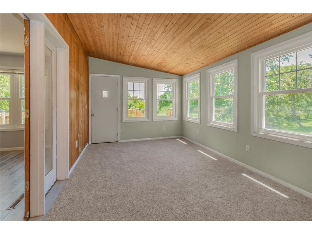 5501 Golfview Avenue N Oakdale MN 55128 7099305 image12