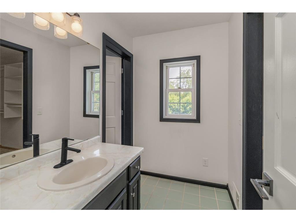 5501 Golfview Avenue N Oakdale MN 55128 7099305 image23