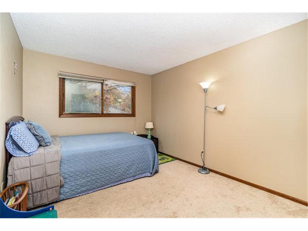 5503 E Bavarian Pass Fridley MN 55432 6809159 image12