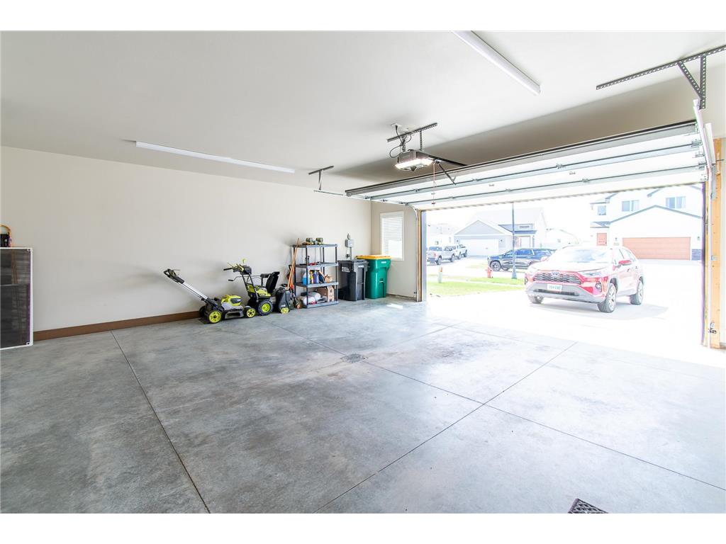 5507 Lori Lane W West Fargo ND 58078 7009256 image71