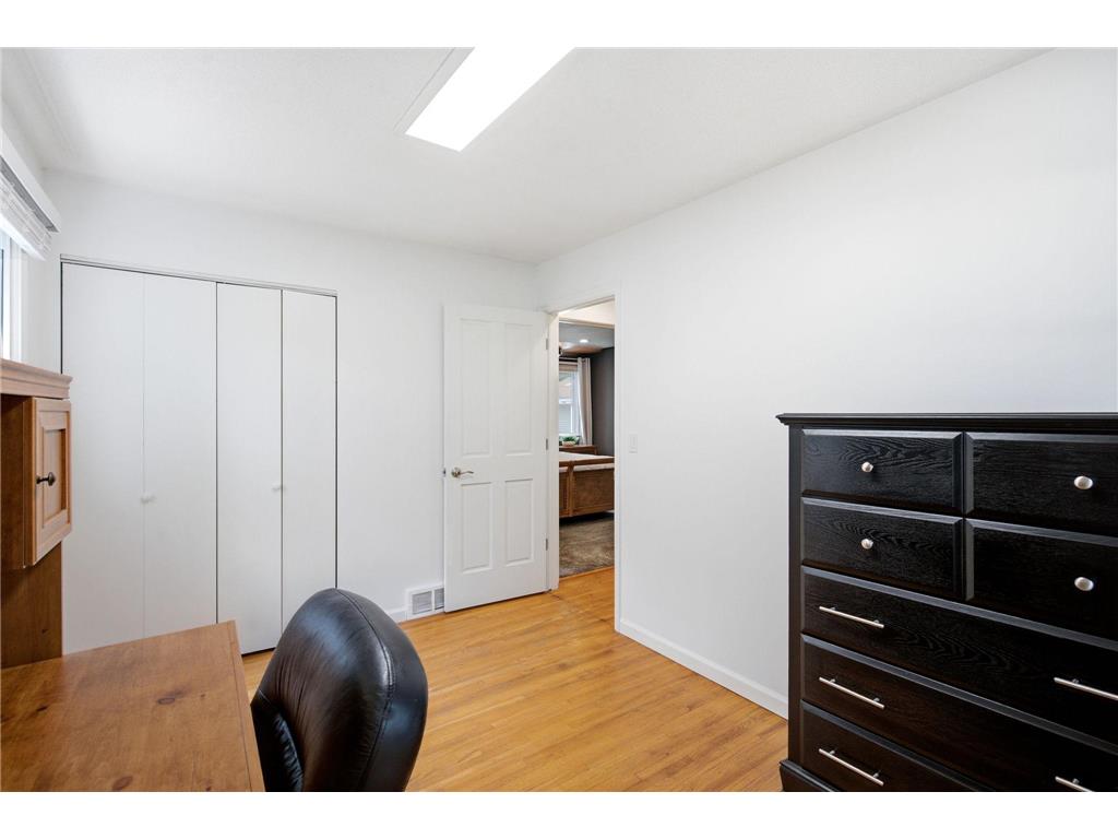 5507 Maryland Avenue N Crystal MN 55428 7087146 image24