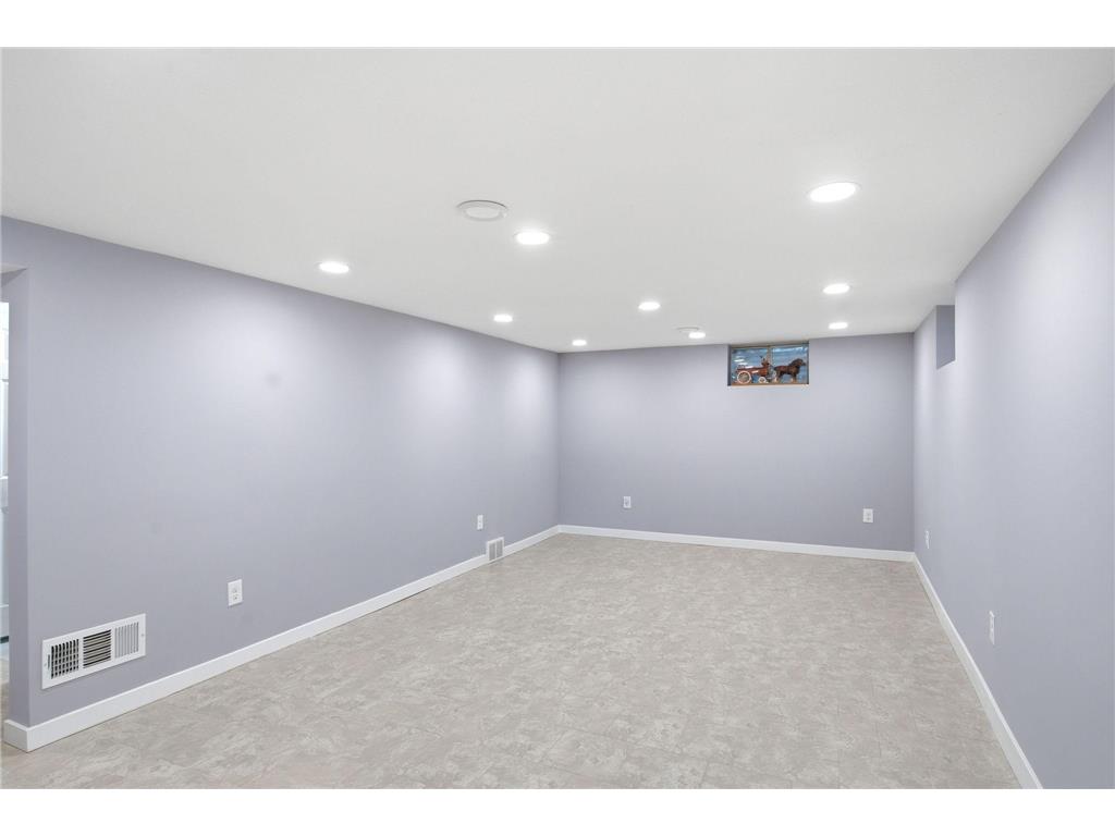 5507 Maryland Avenue N Crystal MN 55428 7087146 image26