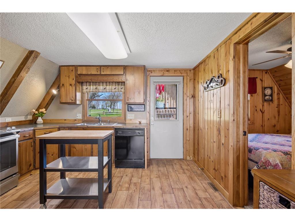 55077 County Road 38 Boon Lake Twp MN 55314 - Allie 7063053 image18