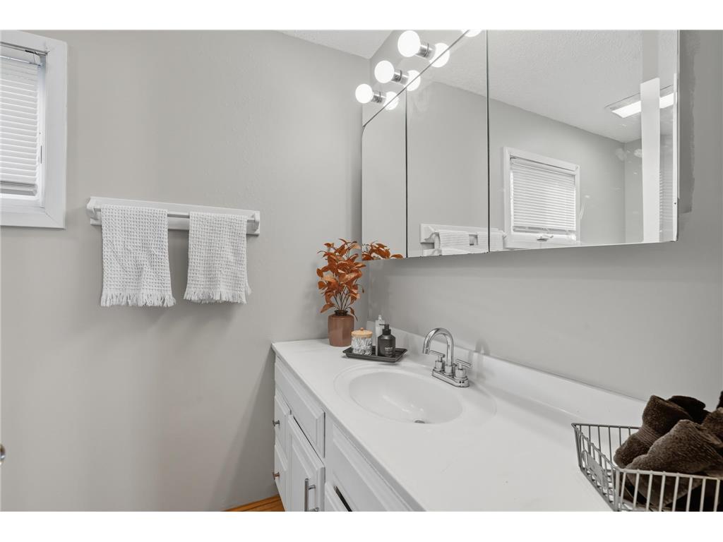 5509 2nd Avenue S Minneapolis MN 55419 7002157 image22