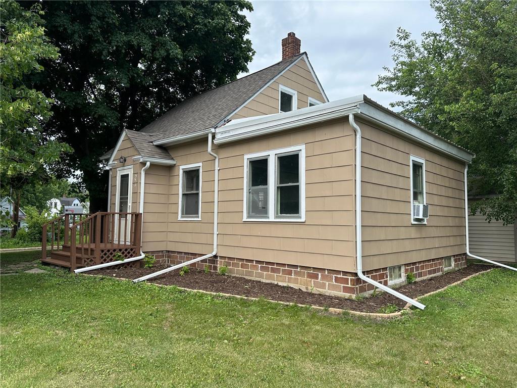 551 Center Street Tracy MN 56175 6744061 image1