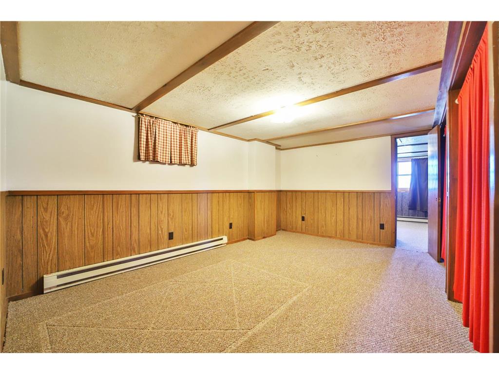 551 Edward Lane NE Longville MN 56655 - Woman 7069188 image22
