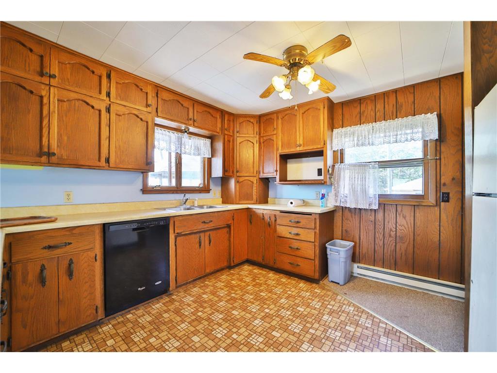 551 Edward Lane NE Longville MN 56655 - Woman 7069188 image7
