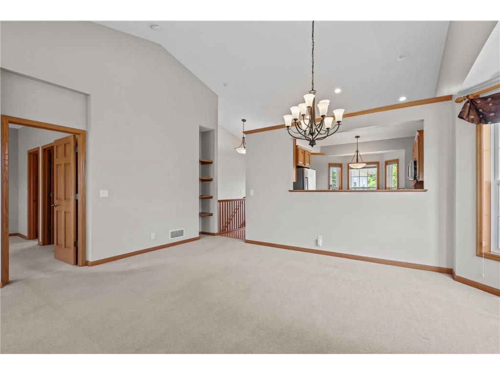 551 Holly Lane N Oakdale MN 55128 7072650 image24