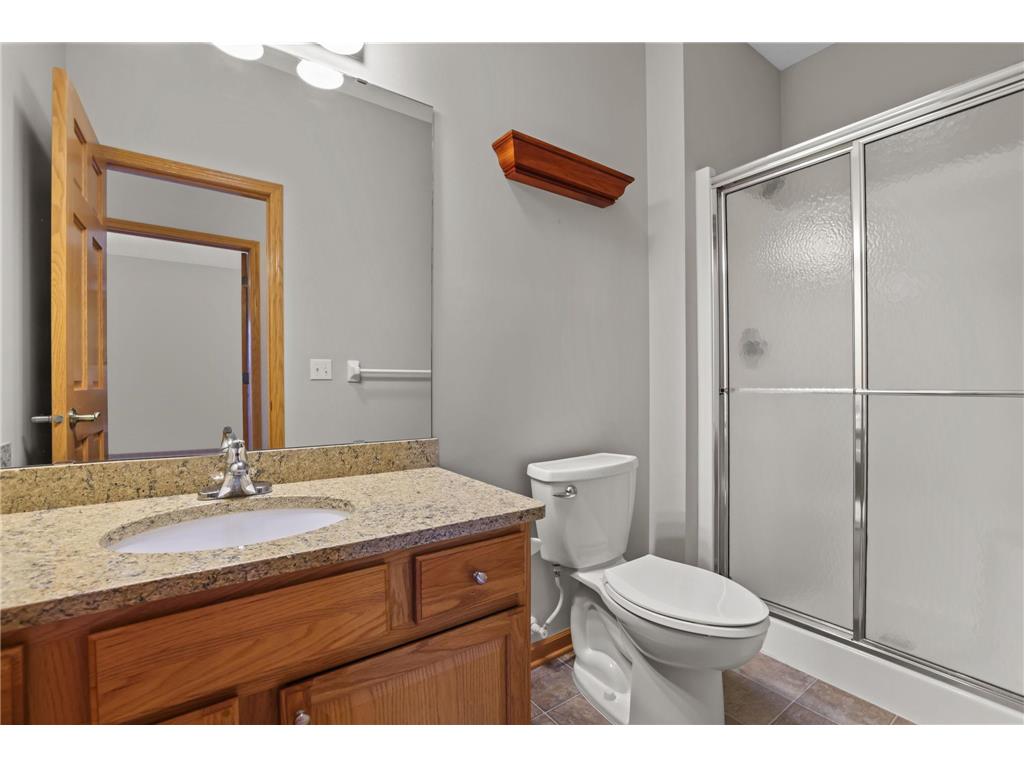 551 Holly Lane N Oakdale MN 55128 7072650 image25