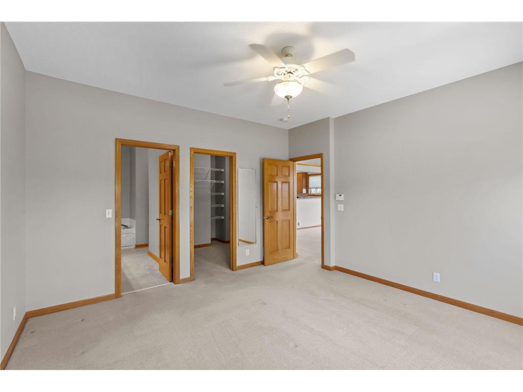 551 Holly Lane N Oakdale MN 55128 7072650 image28