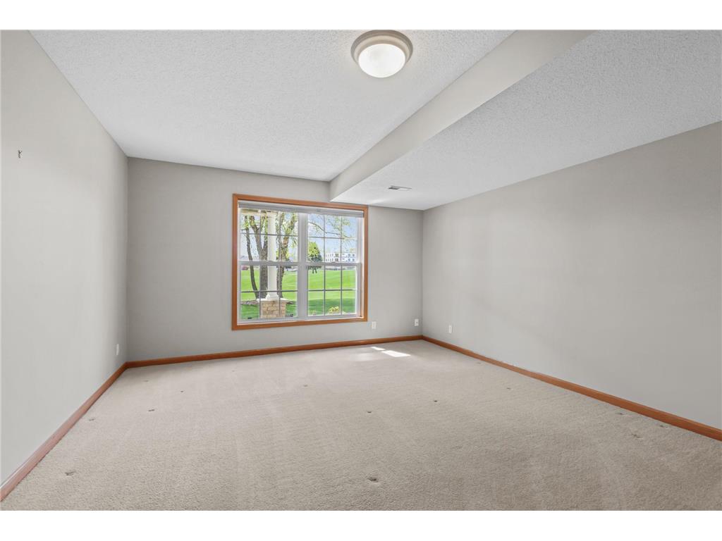551 Holly Lane N Oakdale MN 55128 7072650 image41