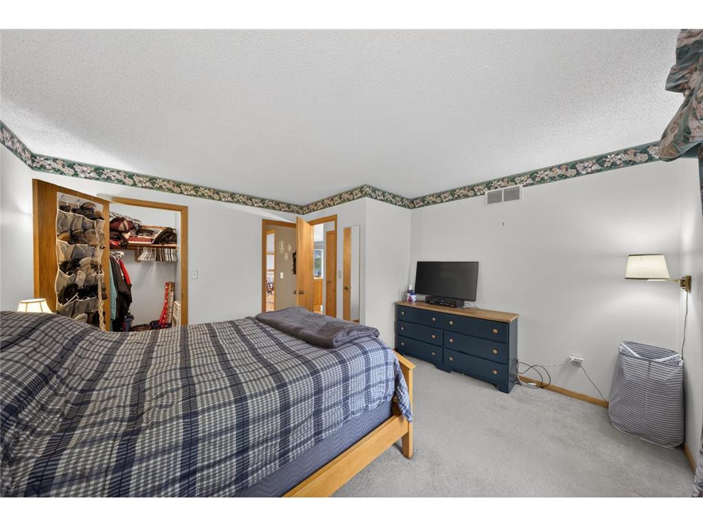 5511 23rd Avenue NW Rochester MN 55901 7059600 image29