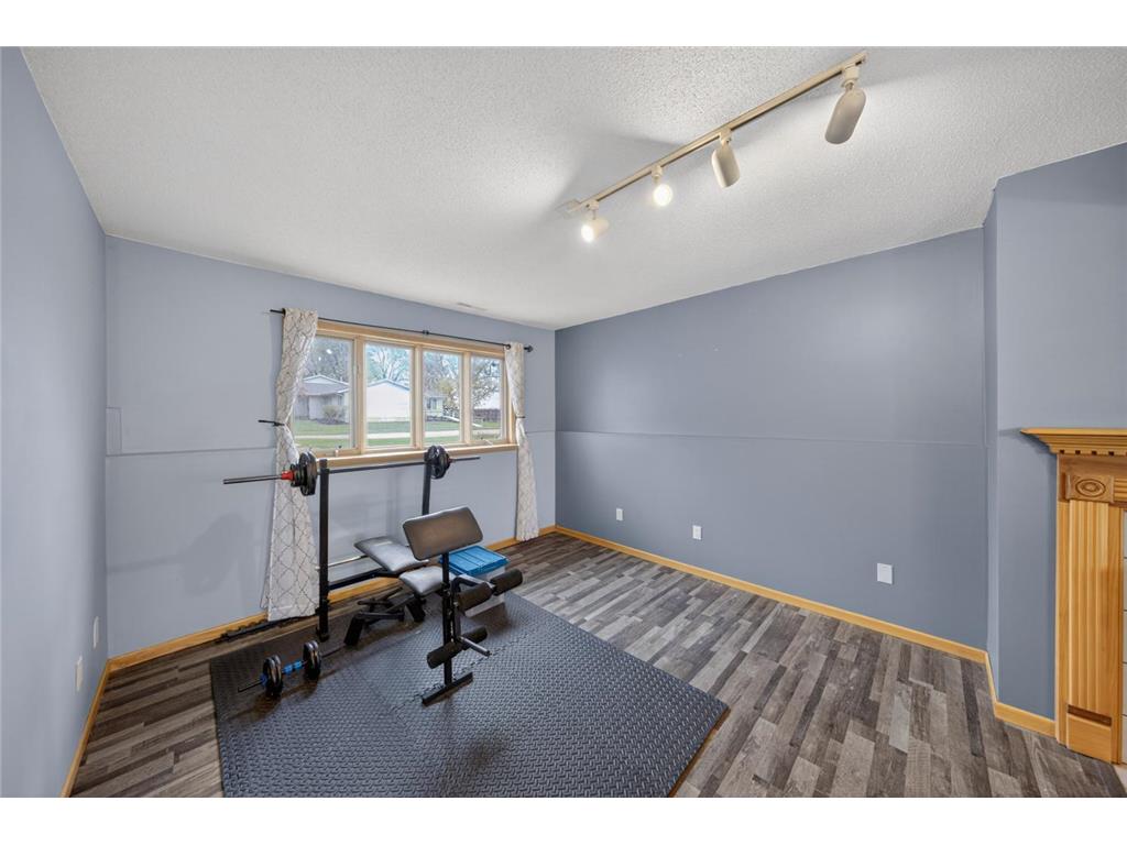 5511 23rd Avenue NW Rochester MN 55901 7059600 image32