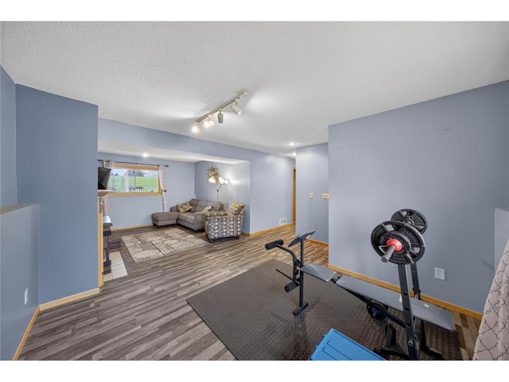 5511 23rd Avenue NW Rochester MN 55901 7059600 image33